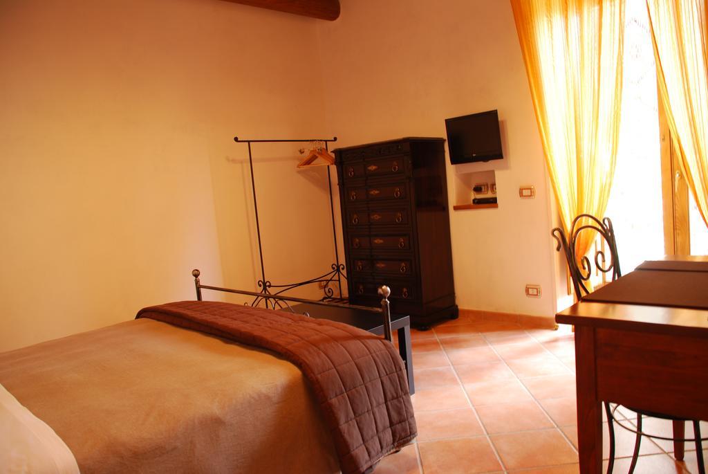أَجيرولا B&B Beata Solitudo المظهر الخارجي الصورة