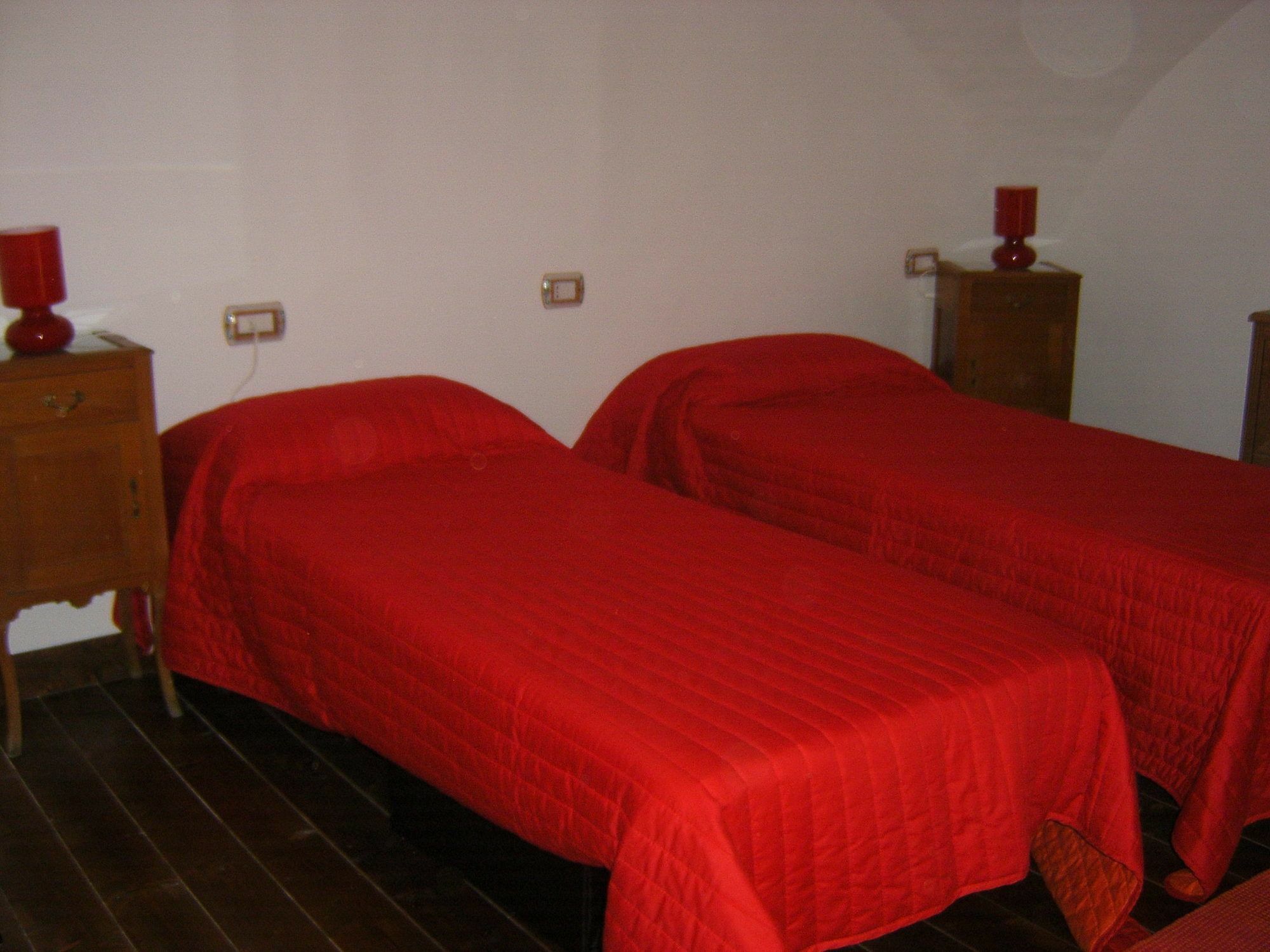 أَجيرولا B&B Beata Solitudo المظهر الخارجي الصورة